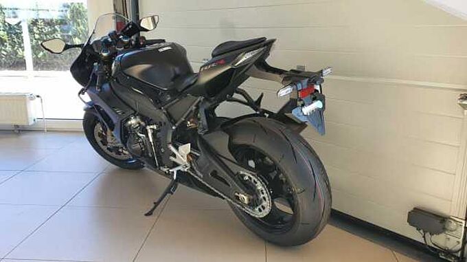 Honda CBR 1000RR-R SP Fireblade 6 Jahre Garantie 