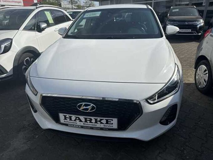 Hyundai i30 1.4 T-GDI DCT Trend
