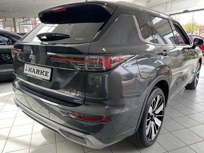 Mitsubishi Outlander Plug-In Hybrid 2.4 4WD Top