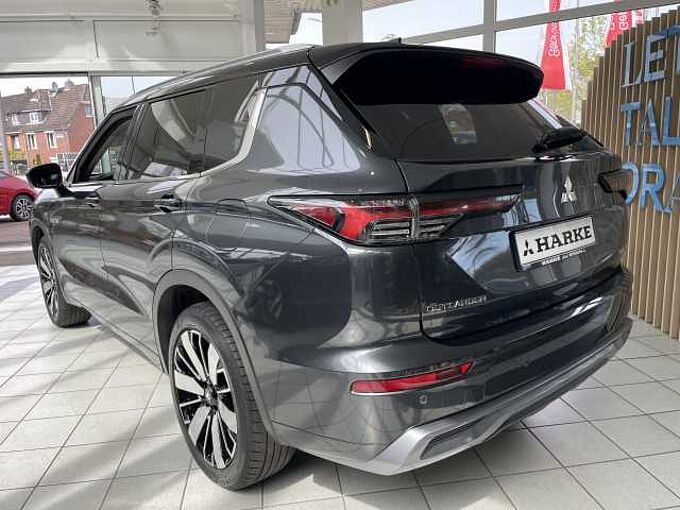 Mitsubishi Outlander Plug-In Hybrid 2.4 4WD Top
