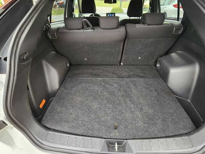 Mitsubishi Eclipse Cross Plug-In Hybrid 4WD Basis