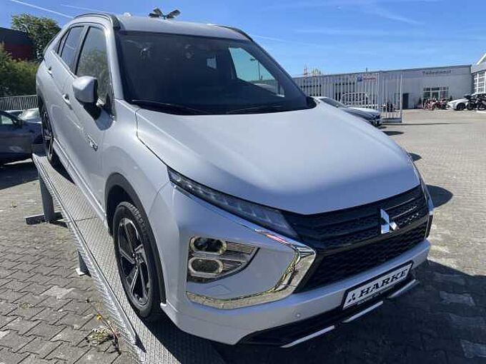 Mitsubishi Eclipse Cross Plug-In Hybrid 4WD Plus Select