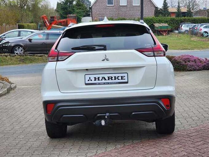 Mitsubishi Eclipse Cross Plug-In Hybrid 4WD Basis