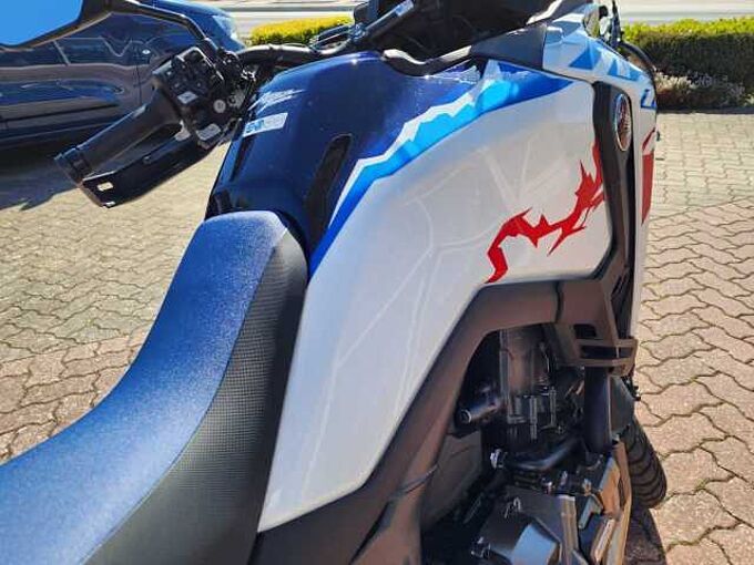 Honda CRF1100L Africa Twin DCT ES  2025 