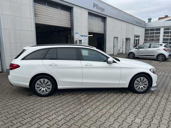 Mercedes-Benz C 220 (BlueTEC) d T 