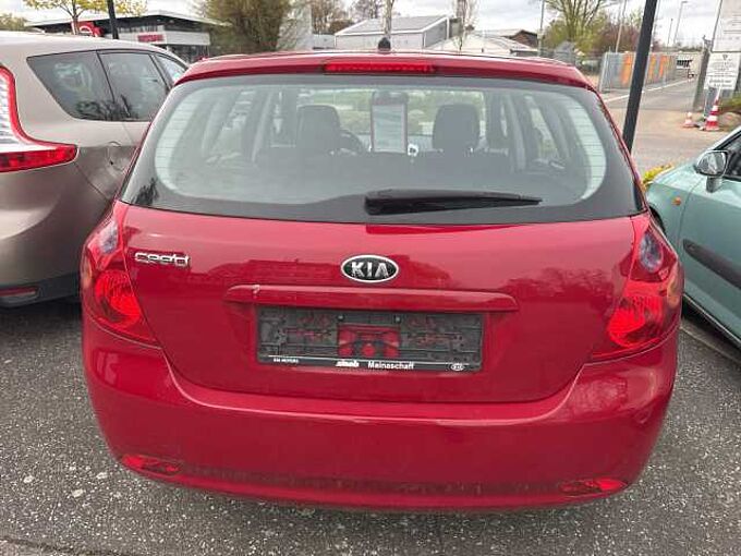 Kia Ceed 1.4 CVVT EX 