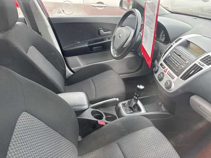 Kia Ceed 1.4 CVVT EX 