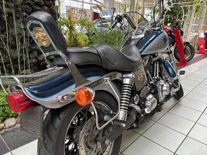 Harley-Davidson Dyna Wide Glide FXDWG 