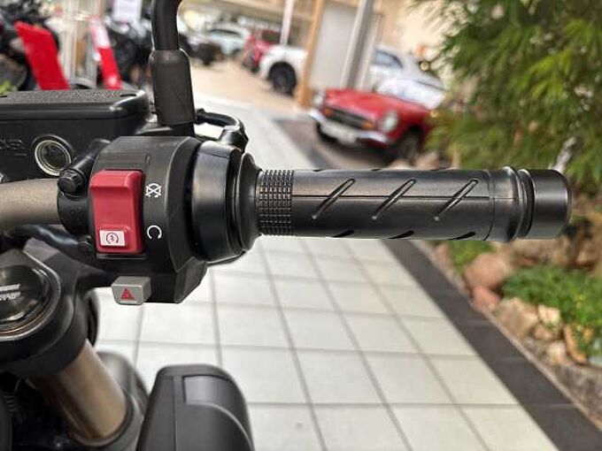 Honda CB650 R ABS  E-Clutch Vorf&uuml;hrer 