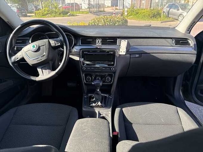 SKODA Superb II Combi Diesel 2.0 TDI PD Comfort