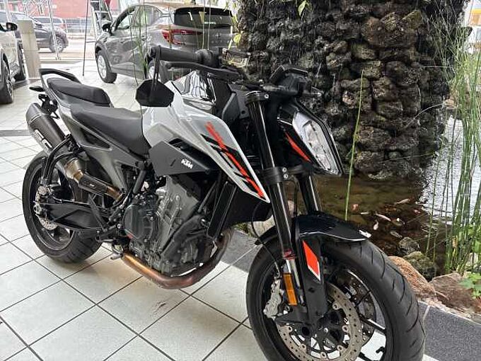 KTM 790 Duke 
