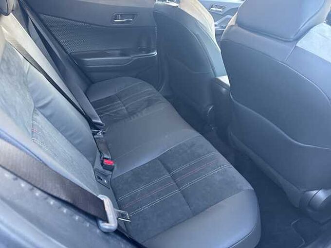 Toyota C-HR Hybrid 2.0 GR Sport