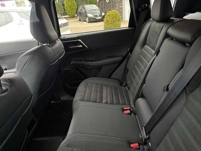 Mitsubishi Outlander Plug-In Hybrid 2.4 4WD Intro Edition