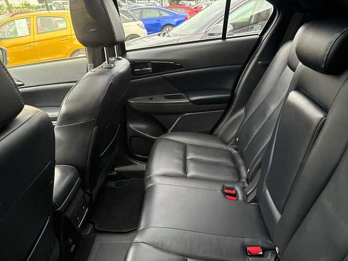 Mitsubishi Eclipse Cross Plug-In Hybrid 4WD Top