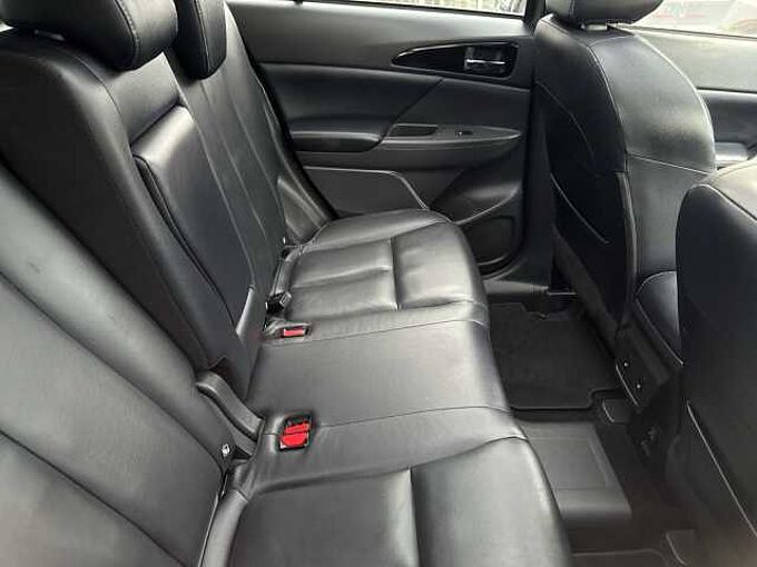 Mitsubishi Eclipse Cross Plug-In Hybrid 4WD Top