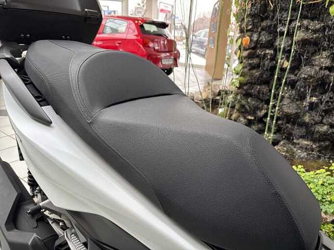 Honda Forza 125 2025 6 Jahre Garantie 