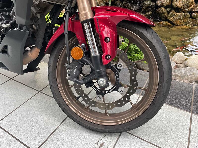 Honda CB125R ABS