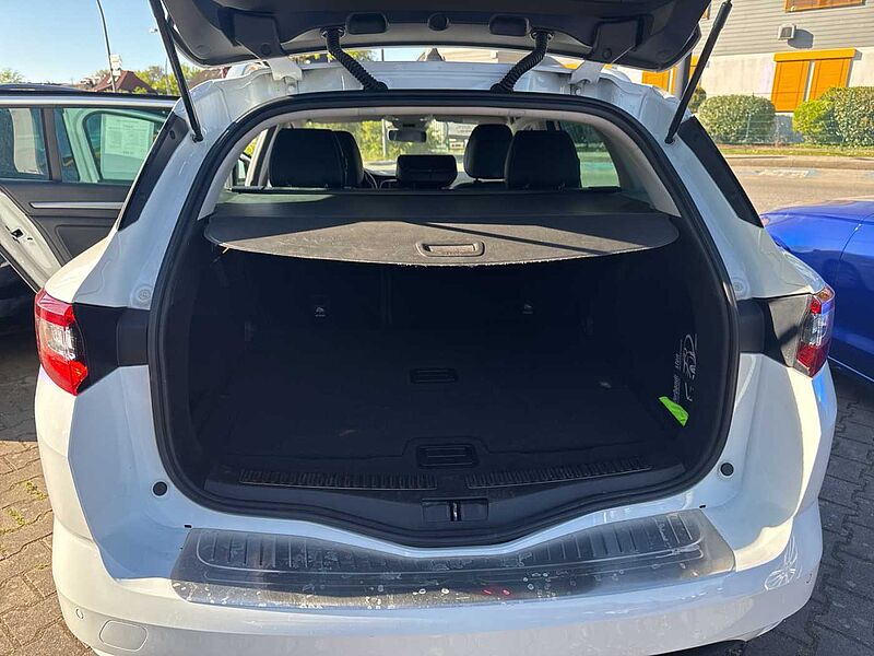 Renault Megane Grandtour ENERGY TCe 130 EDC INTENS