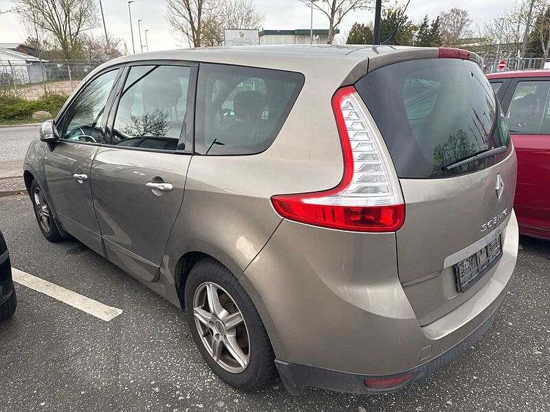 Renault Scenic Grand TCe 130 Dynamique
