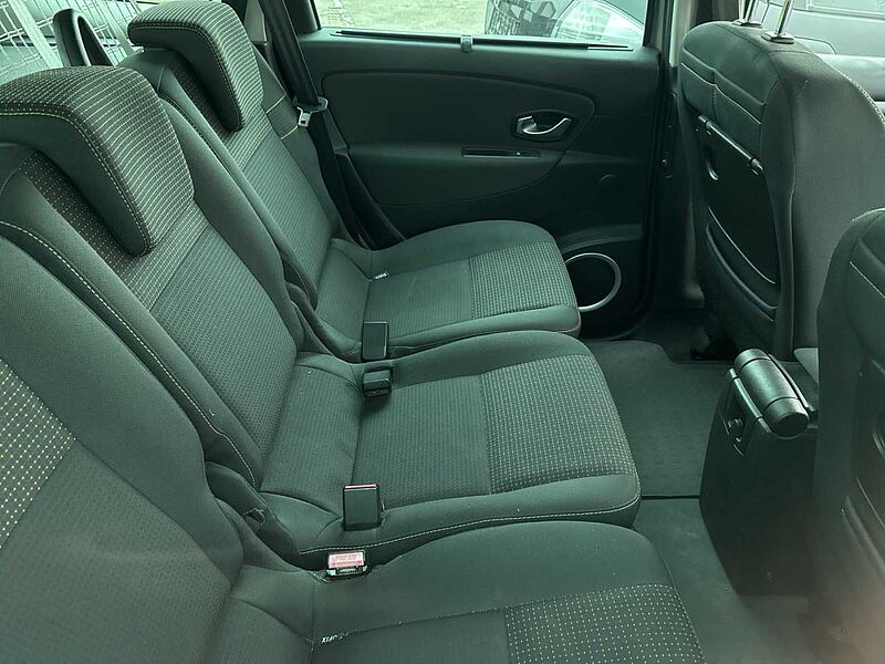 Renault Scenic Grand TCe 130 Dynamique