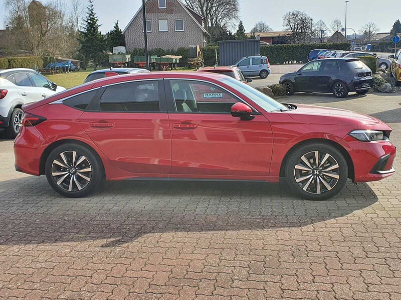 Honda Civic e: HEV 2.0 i-MMD Hybrid Elegance