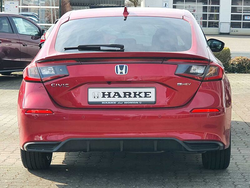 Honda Civic e: HEV 2.0 i-MMD Hybrid Elegance