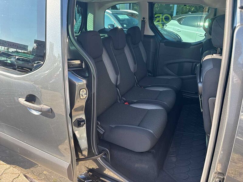 Peugeot Partner Tepee Diesel BlueHDi 120 Stop&Start Outdoor