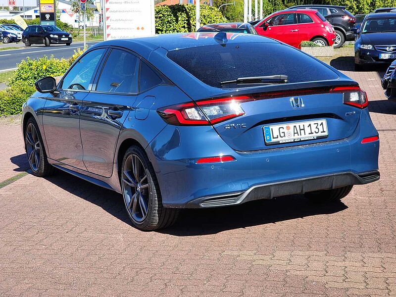 Honda Civic e: HEV 2.0 i-MMD Hybrid Sport