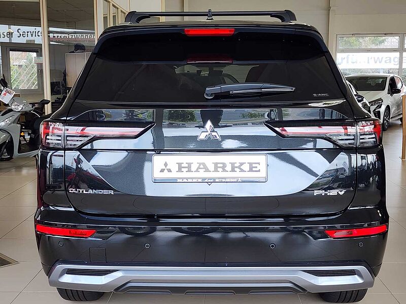 Mitsubishi Outlander Plug-In Hybrid 2.4 4WD Intro Edition