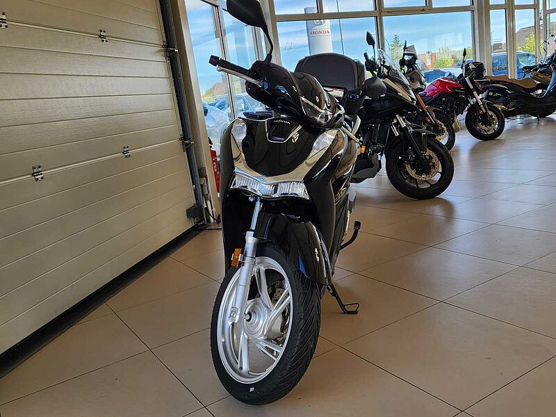 Honda SH150AD inkl. Smart Top Box SH150