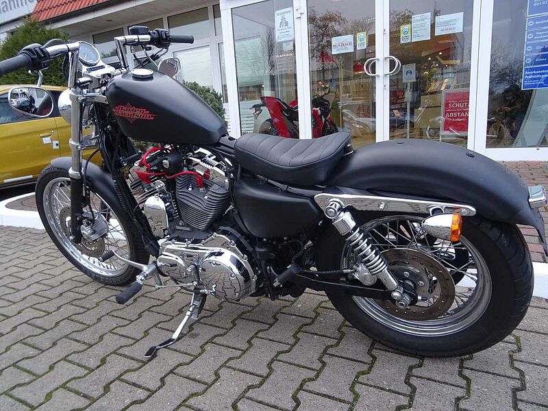 Harley-Davidson XL 1200 V Sportster Seventy Two 72