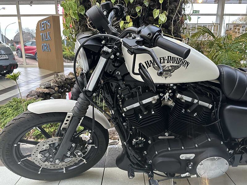 Harley-Davidson Sportster XL 883 N Iron ABS