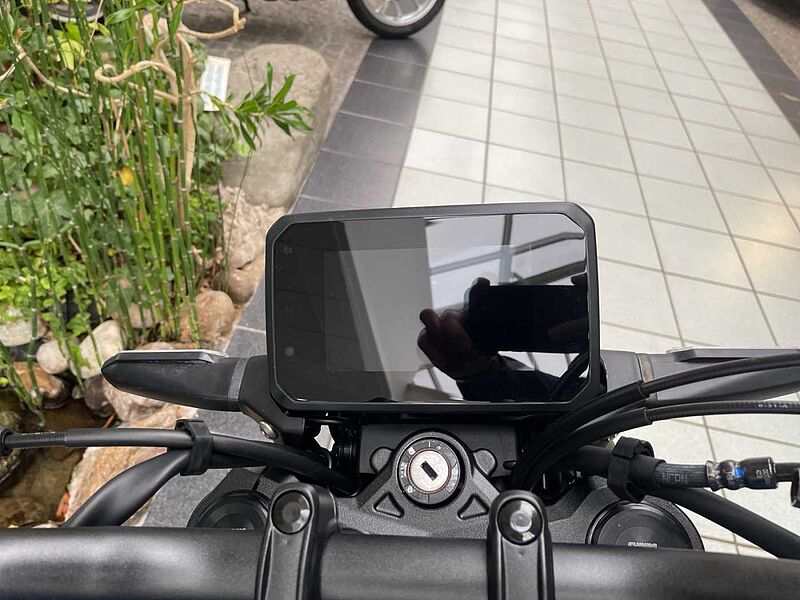 Honda CB125R 2025  6 Jahre Garantie