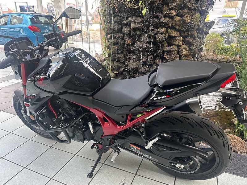 Honda CB 750 Hornet ABS