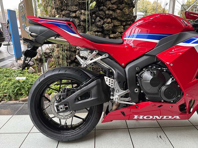 Honda CBR 600 RR SOFORT VERFÜGBAR !!