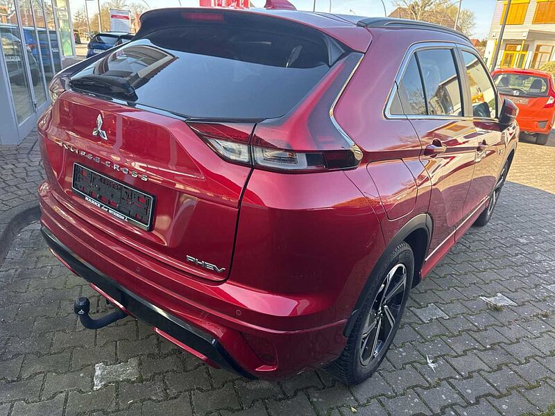 Mitsubishi Eclipse Cross Plug-In Hybrid 4WD Select