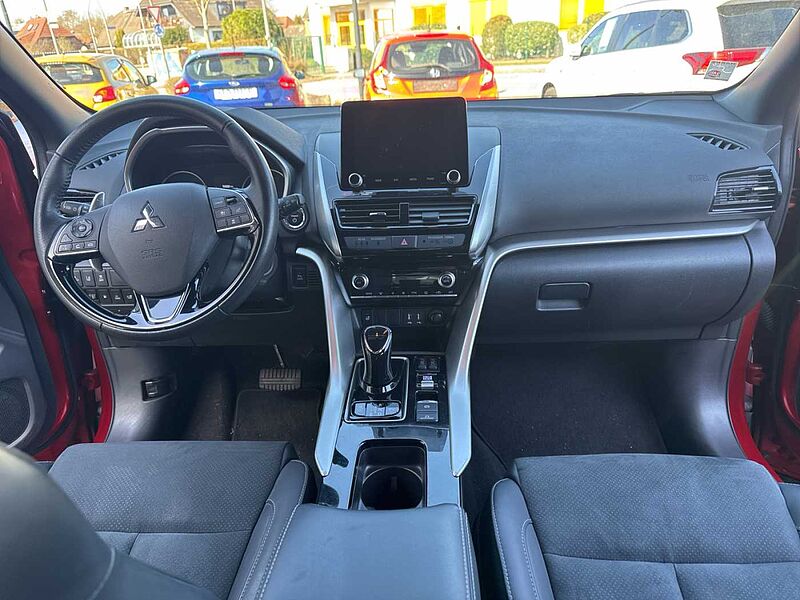 Mitsubishi Eclipse Cross Plug-In Hybrid 4WD Select