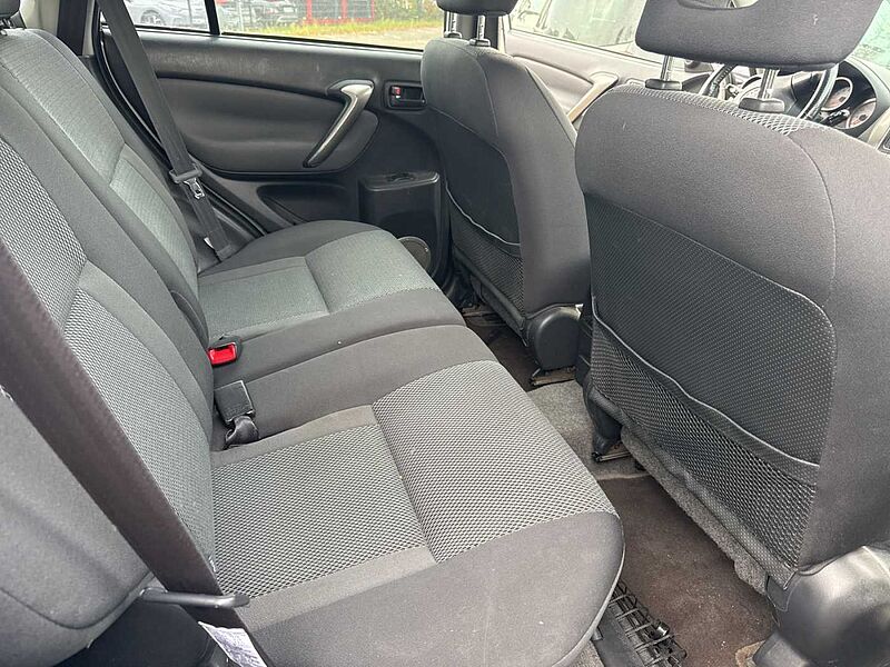 Toyota RAV 4  5-Türer 4 4x4 Sol