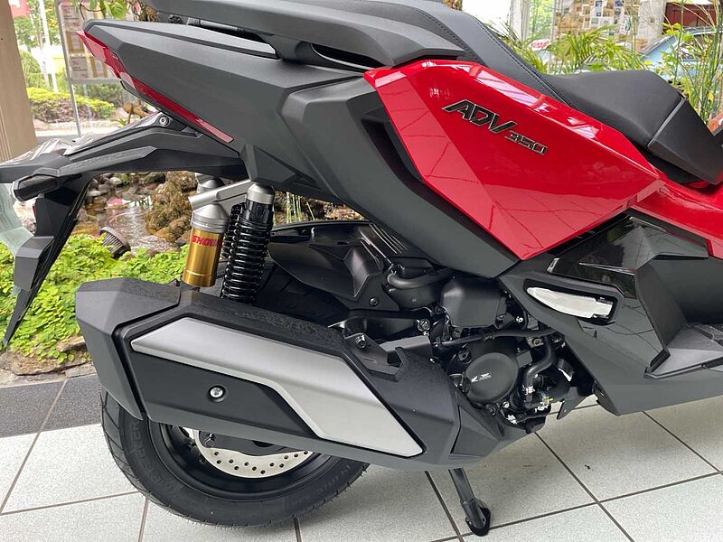 Honda ADV 350 ABS 2025 6 Jahre Garantie