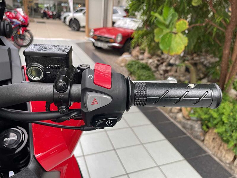 Honda ADV 350 ABS 2025 6 Jahre Garantie