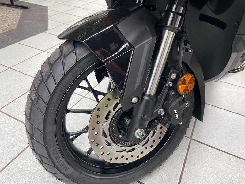 Honda ADV 350 ABS 2025 6 Jahre Garantie