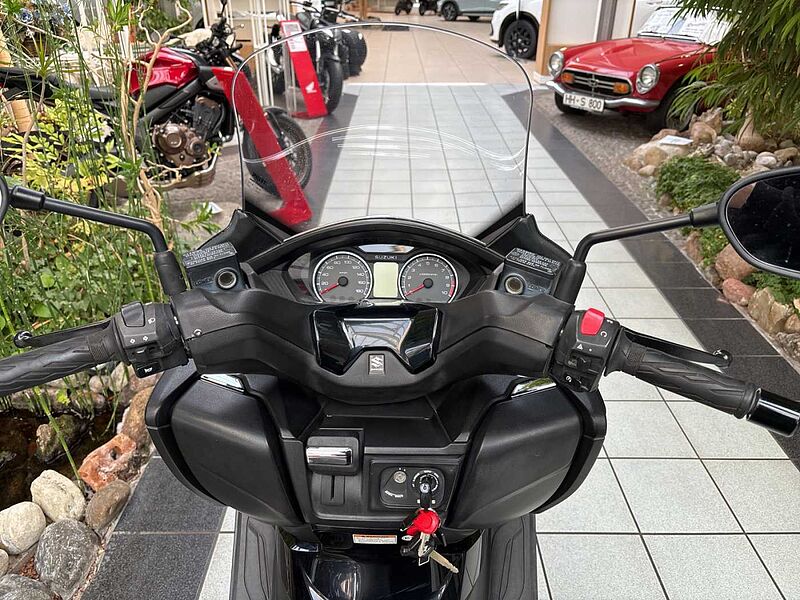Suzuki Burgman 400 AN