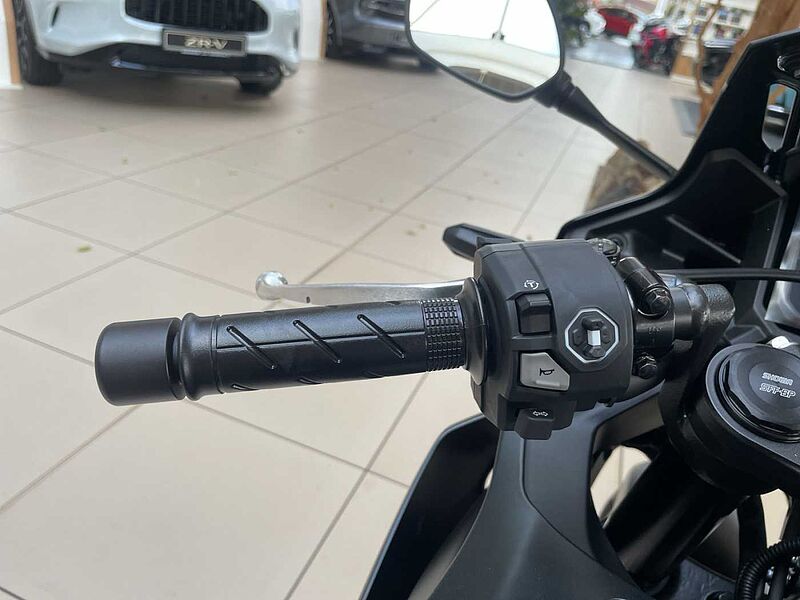 Honda CBR500R ABS 2025 6 Jahre Garantie