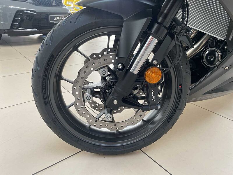 Honda CBR500R ABS 2025 6 Jahre Garantie