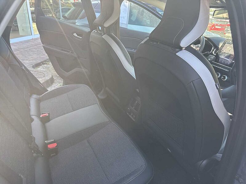 Mitsubishi ASX Plug-In-Hybrid 1.6 INTRO EDITION