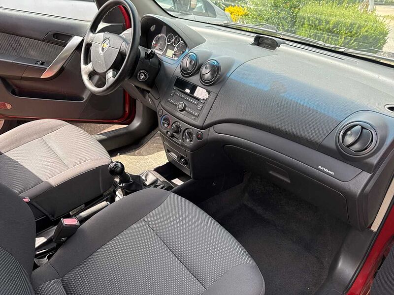 Chevrolet Aveo Fließheck  5-Türer 1.2 LS