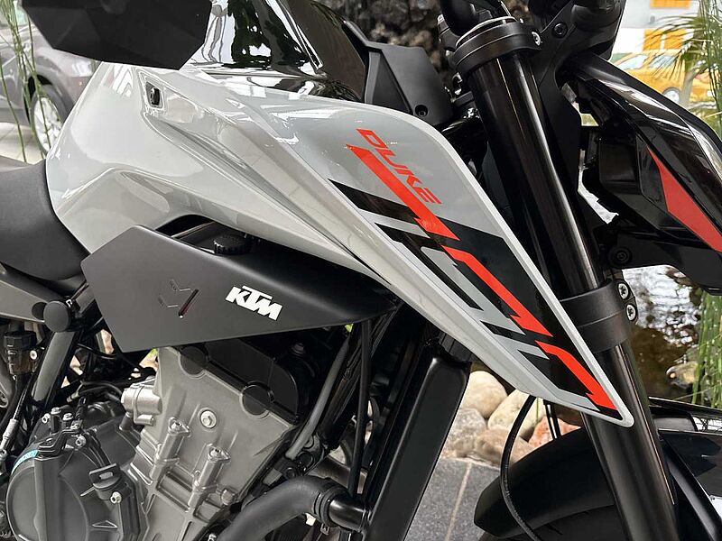 KTM 790 Duke