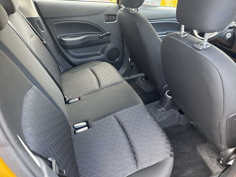 Mitsubishi Space Star 1.2 Select