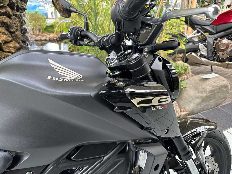 Honda CB125R 2025  6 Jahre Garantie