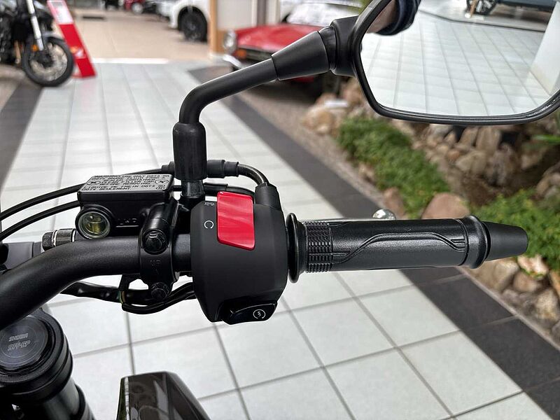 Honda CB125R 2025  6 Jahre Garantie